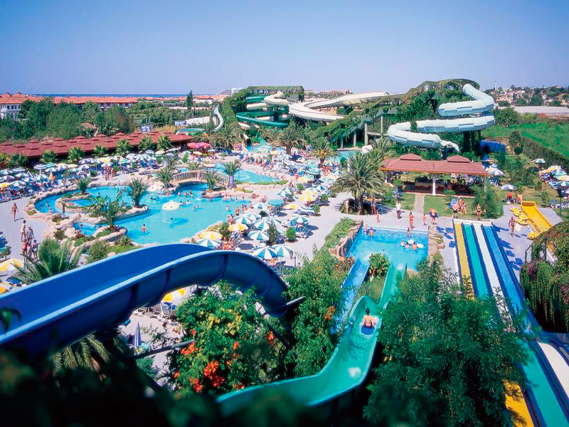 Top 9 Outdoor Swimming Pools in Yerevan